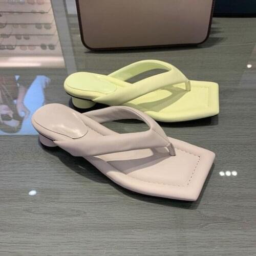 New Arrival Womens Soft Flat Flip-Flops Beach Slippers Mules Summer Top Square Round Heel Ladies Outdoor Shoes Female 2021