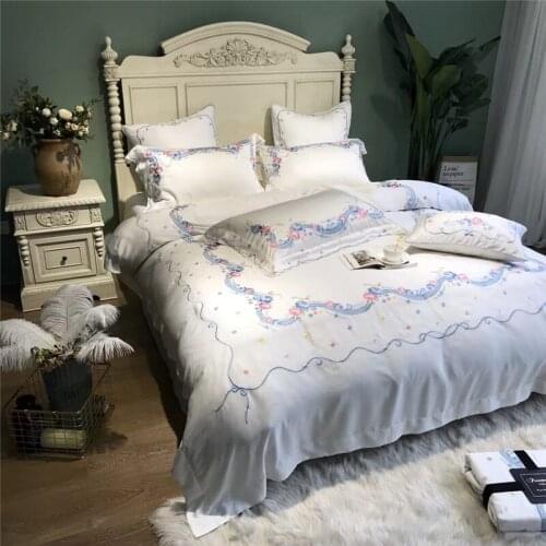 Luxury Egyptian cotton Lovely Cartoon Bedding Set Queen 4pcs Bed sheet set Duvet cover Pillowcases white
