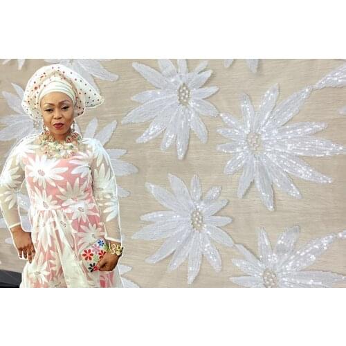 High Quality French Silk Material Beautiful African Lace Fabric With Sequins For Wedding Dresses M15582