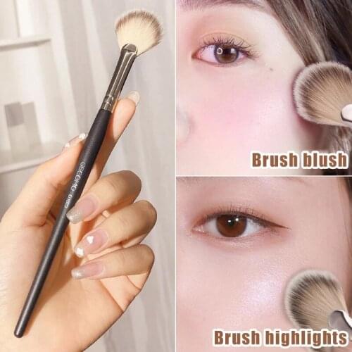 Partial Face Highlighter Brush High Light Makeup Tool Blush Black Handle Loose Powder Brush Multifunction Beauty Tools