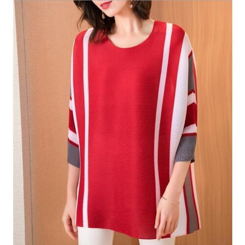 IN STOCK Miyake fold three quarter T-shirt o-neck STRIPED Three-dimensional lattice pleating T-shirt HOT SELLING