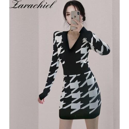 2021 Autumn Houndstooth Jacquard Pattern Knitted Dress Women Full Sleeve V-Neck Sheath Slim Sexy Pullover Sweater Short Vestidos
