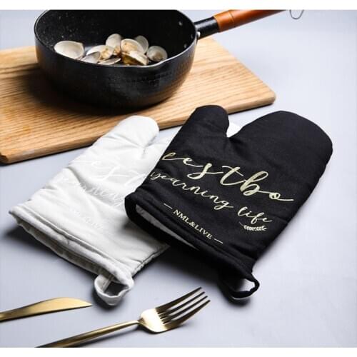 Nordic cotton thickened insulation gloves microwave oven special anti scalding baking gloves Home Kitchen Anti Hot Cooking