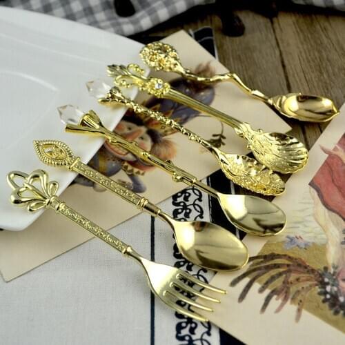 6pcs/set Vintage Spoons Fork Mini Royal Style Metal Gold Carved Coffee Spoon Snacks Fruit Dessert Fork Teaspoon Kitchen Tool