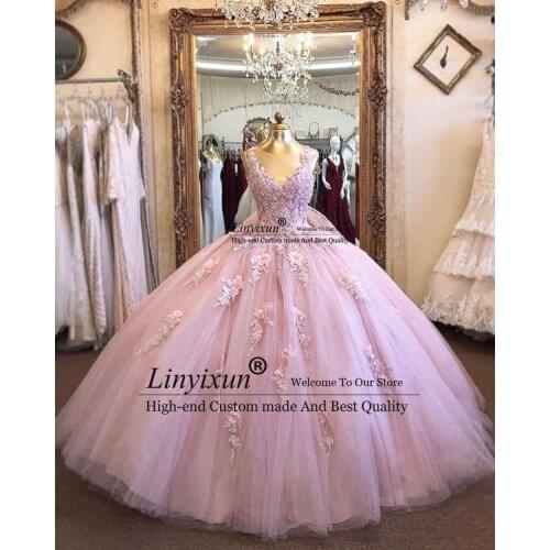 Scoop Neck Ball Gown Quinceanera Dresses Formal Applique Floor-Length Sweet 16 Dress Masquerade Birthday Gowns