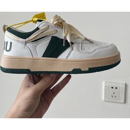 Breathable Men Skateboard Shoes Platform Sneakers Couples Sport Shoes Male Outdoor Walking Shoes Tennis Shoes Zapatillas Hombre