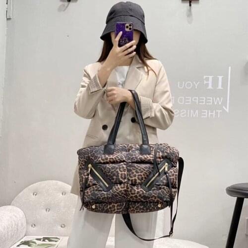 Leopard Fashion Winter Women Space Pad Cotton Feather Down Bag Luxury Handbags Women Bags Designer Ladies Shoulder Crossbody Bag