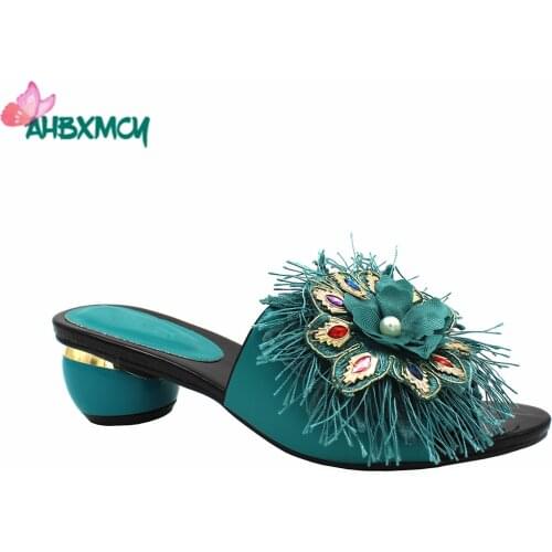 2021 Autumn Mature African Women Shoes in Teal Color Decorate with Rhinestone Nigerian Ladies Shoes with Pearl for Party