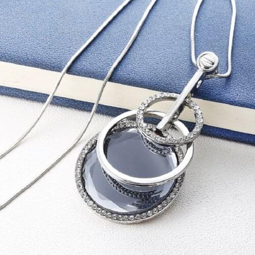 Multi Layers Circles Pendant Long Necklace For Women New Fashion Big Geometric Crystal Sweater Collar