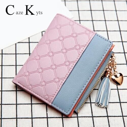 New ladies short wallet female zipper wallet fashion fresh Korean version of the large capacity tassel love stitching handbags