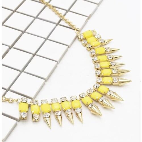 Bohemian Punk Rivet Crystal Pendant Necklace Fashion Jewelry Summer Long Ladies Necklace Birthday Gift Neo-Gothic Jewelry