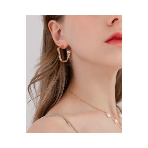 Occident Jewelry Brand Alloy Gold Earrings Imitation Pearls Stud Earrings Gift Wholesale
