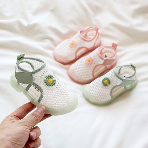 Summer Mesh Sandals for Toddler Daisy Chrysanthemum Cut-Outs Breathable Anti-Slippery Closed Toe Soft Sole Comfy Velcro Fashion