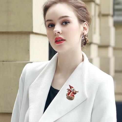 Luxury Top Quality Real Freshwater Pearl Brooch Women Pins Clown Real Pearl Brooch Box Packaging Chlidren Christmas Gift