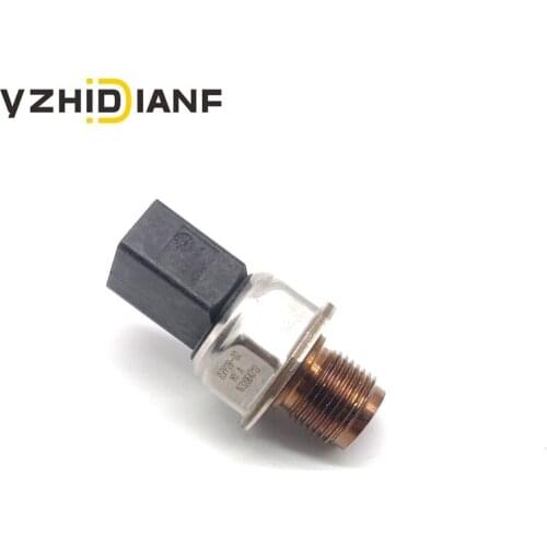 Suitable for Au-di A6 A7 Q5 Q7 high quality fuel rail fuel pressure sensor 85PP28-02 55PP28-01 05A906051