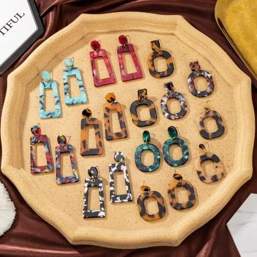 Fashion Acrylic Colorful Round Earrings For Women Leopard Resin Geometric Hanging Earrings 2021 Trend Female New Party Jewelry