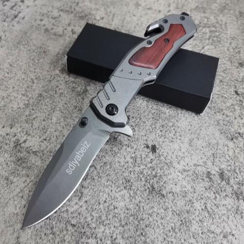 High Quality Damascus steel Outdoor Tactical Camping Hunting Survival Pocket Folding Knife 440C Blade Woodle Handle Knives EDC