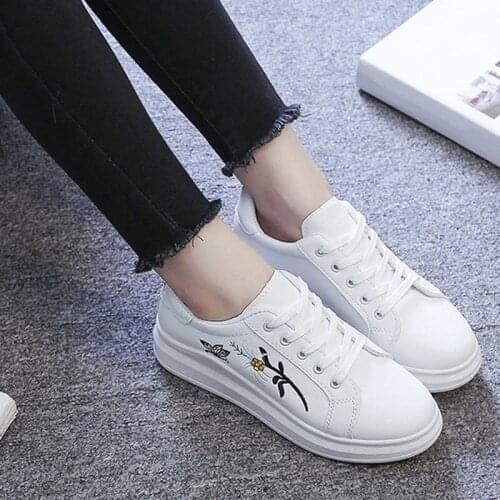 Women Casual Flats 2021 Pu Leather Embroidered Lace Up Soft Comfort Ladies Walking Shoes Autumn Fashion Platform Female Footwear