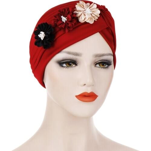 The new three little flower India hat fashion street snap fold turtleneck cap turban hat