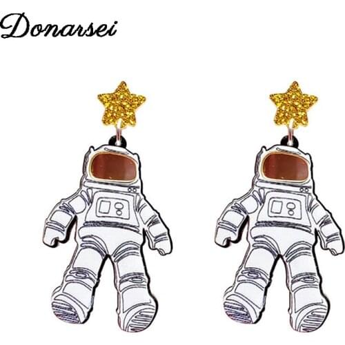 Donarsei 2019 New Funny Space Astronaut Acrylic Earrings For Women Cute Acetate Sequins Star Spaceman Drop Dangle Earrings Gift