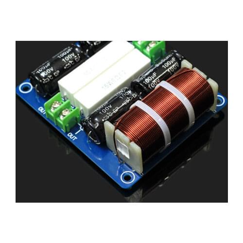 1PCS High quality HIFI Car Amplifier Passive Subwoofer Audio Frequency Divider Crossover Filters 200W new