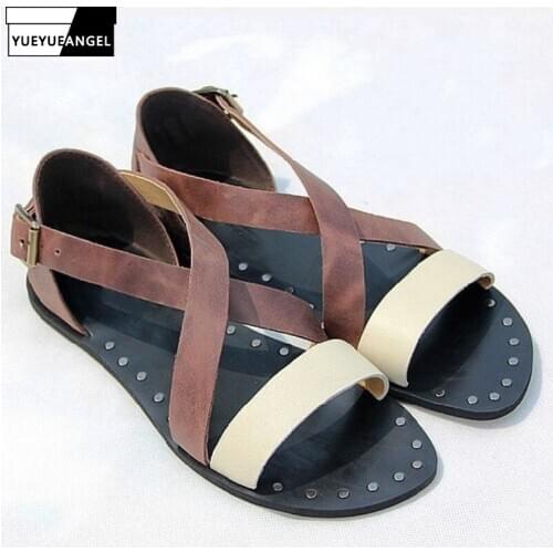 Men Beach Shoes Real Leather Runway Flat Sandals Fashion Black Rivets Rome Gladiator Sandals Open Toe Summer Casual Shoes Male