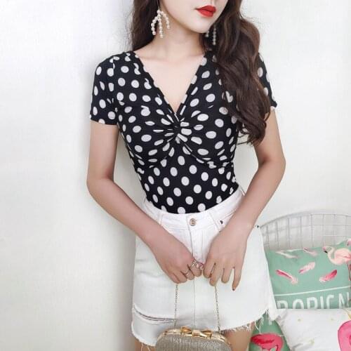 2019 Summer Korean Edition Woman Plus Size Short Sleeve V-neck Polka Dot Print T Shirt Sexy Slim Fit Club T Shirt Dance T-shirt
