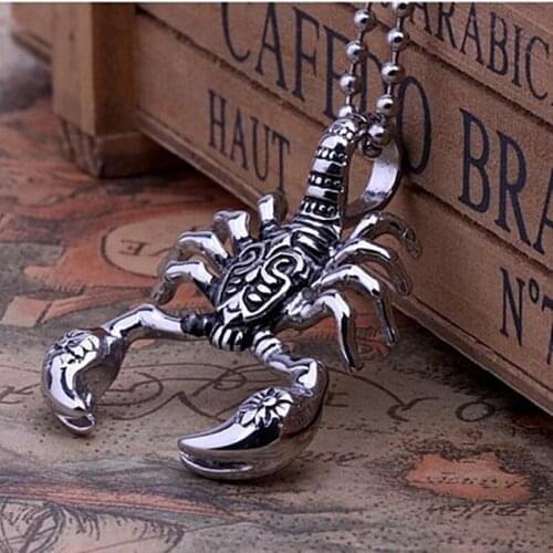 European and American Mens Necklace Titanium Steel Pendant Scorpion Retro Pendant Accessory Jewelry Pendant Street Gift