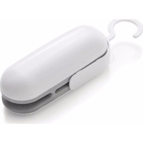 Mini Portable Food Sealer Machine Handheld Food Snacks Packaging Vacuum Plastic Bag Heat Sealing Machine Closing Capper