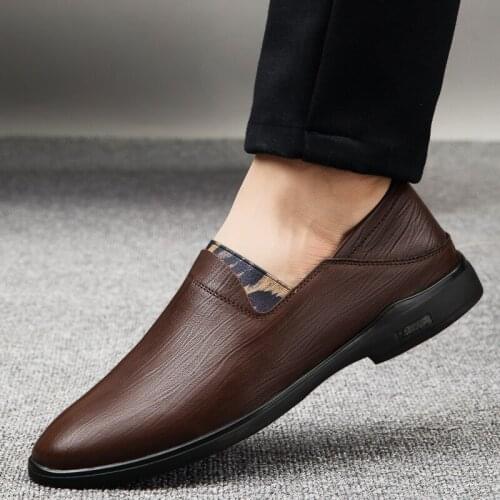 Men Casual Shoes 2021 New Summer Autumn New Moccasins Footwear Handmade Comfy Boat Shoes Business Lightweight Loafer Mens Shoes