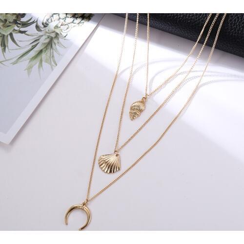 2019 Fashion Female Boho Metal Alloy Moon Shell Pendants Layered Necklaces Women Long Chain Gold Necklace Party Jewelry