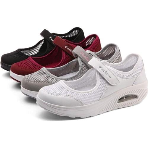 Famous Designer Women Flats Casual White Shoes 2021 Summer Shoes Outdoor Soft Comfortable Sneakers large size Zapatos De Muje