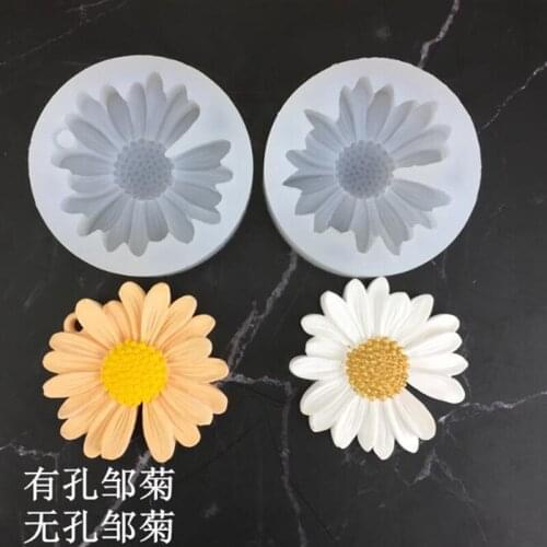 1pcs chrysanthemum Slicone Mold Handmade jewelry clay Daisy flowers Charms UV jewelry mobile phone shell patch accessories