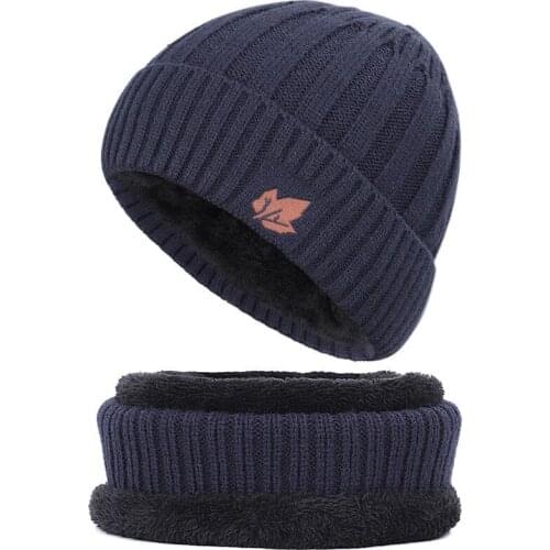 Maple Leaf Hat Mens Autumn and Winter Warm Knitted Woolen Hat Outdoor Cycling Bib Hood