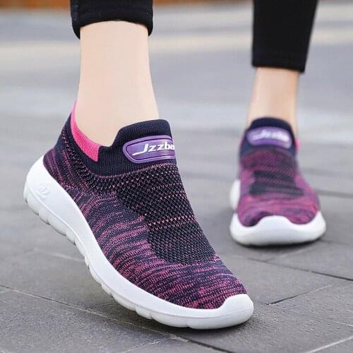 2021 New Spirng And Autumn High Quality Soft And Comfortable Breathable Running Shoes Luxury Cozy Casual Couples Gym Shoes