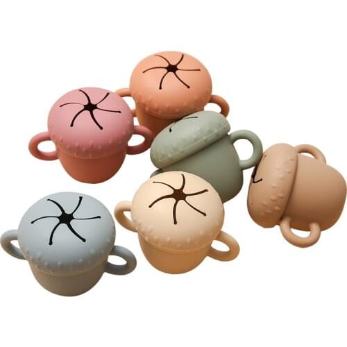 Baby Silicone Snack Cup Toddle Portable Food Storage Box BPA Free Silicone Soft No Spill Food Baby Cups Foldable