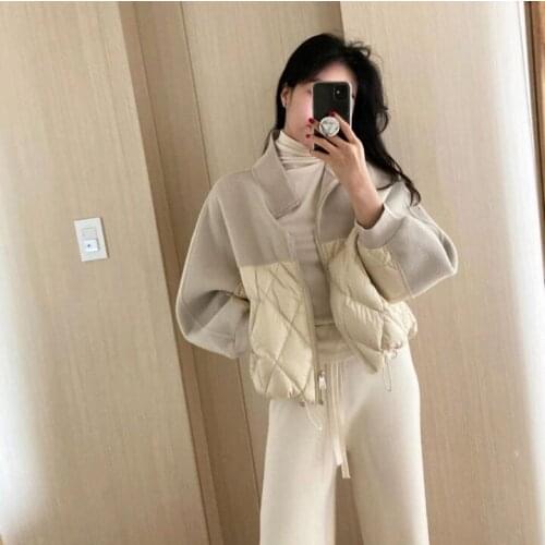 Woolen cloth joining together short coat