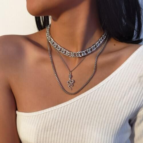 Personality contracted metal clavicle necklace to restore ancient ways serpentine set auger female suit necklace