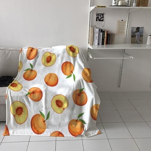 Peach Fruit Throw Blanket Home Sofa Decor Blanket Portable Soft Bedspread Microfiber Flannel Blankets for Beds