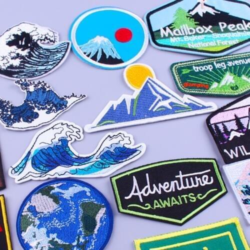 Pulaqi Wave Adventure Mountain Patches Outdoor Embroidery Patches For Clothing Iron On Patches For Clothes Stripe Van Gogh Badge