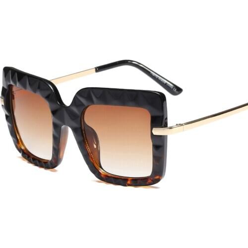 Veshion Half Metal Square Sunglasses for Women Big Frame Oversized Sun Glasses for Women 2021 Summer Style Uv400 Hot Selling