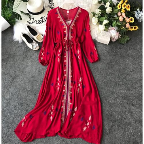 Bohemian Ethnic Cotton Linen Dress Embroidered Red Large Size Women Dress V-neck High Waist Beach Dress Summer Vestidos f2755