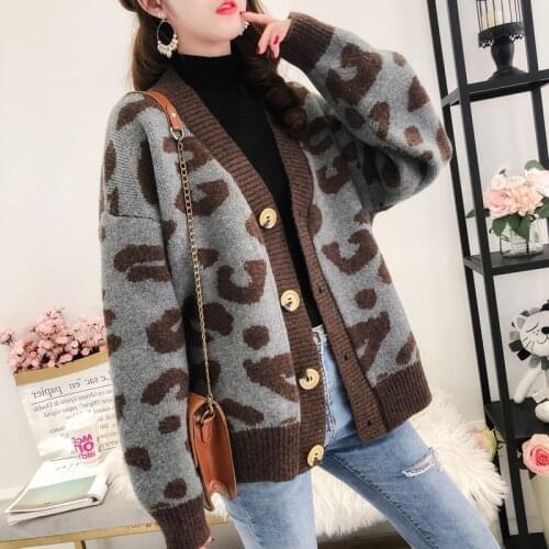 2020 New Women Autumn Winter Leopard Cardigan Sweater coat Female Long Sleeve plus size Outer Knitted tops pull Femme