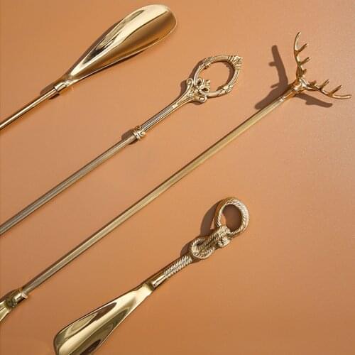 Brass Long Handle Shoehorn European Retro Shoe Lifter Home Entrance Decoration Copper Carved Shoe Horns Classical Home Decor