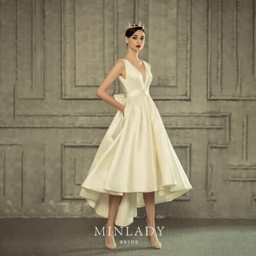 Satin Wedding Dress Female 2020 New Bride Married Deep V French Retro Hepburn Ladies Wedding Dress Plus Size Wedding Dress