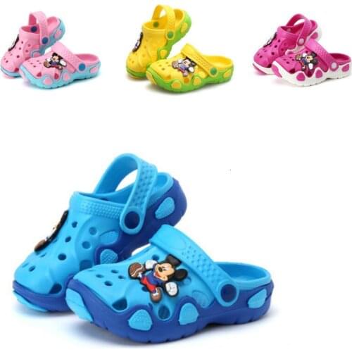 202 Summer New Children Cartoon Character Mickey Shoes Boys and Girls Non Slip Baby Slippers Beach Shoes Hole Shoes