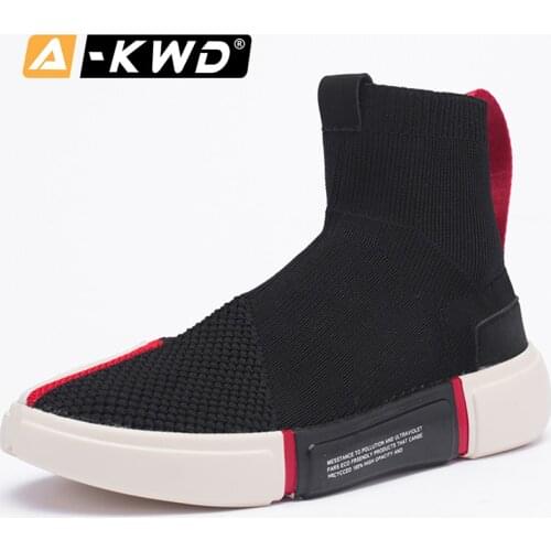 Retro Black White Mens Boots Autumn Breathable High Top Socks Boots Simple Mens Soots Casual Slip-on Fashion Show Shoes
