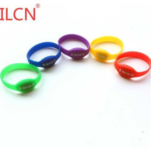 125Khz ID Rewritable Blank Card Copy Clone Keyfob Token Tag RFID Waterproof Wristband Keychain EM4305 T5577 Fast Shipping 1Pcs