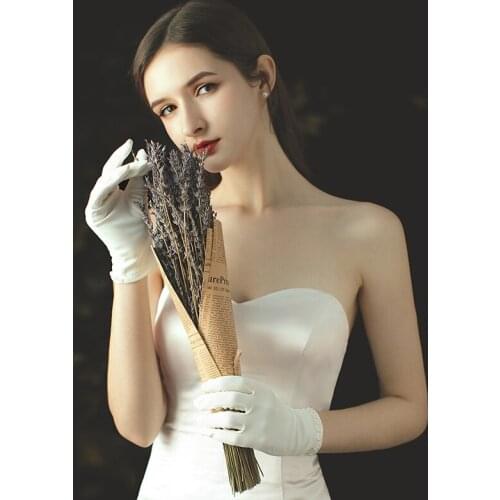 Elegant Bridal Short Gloves Satin Handmade Sewing Beads Finger Gloves for Wedding Travel Studio Photo Daily Life WG004