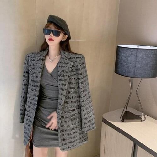 2021 spring new womens two-piece fashion large size wild loose bf style suit jacket tide + V-neck bag hip short dress sets s487